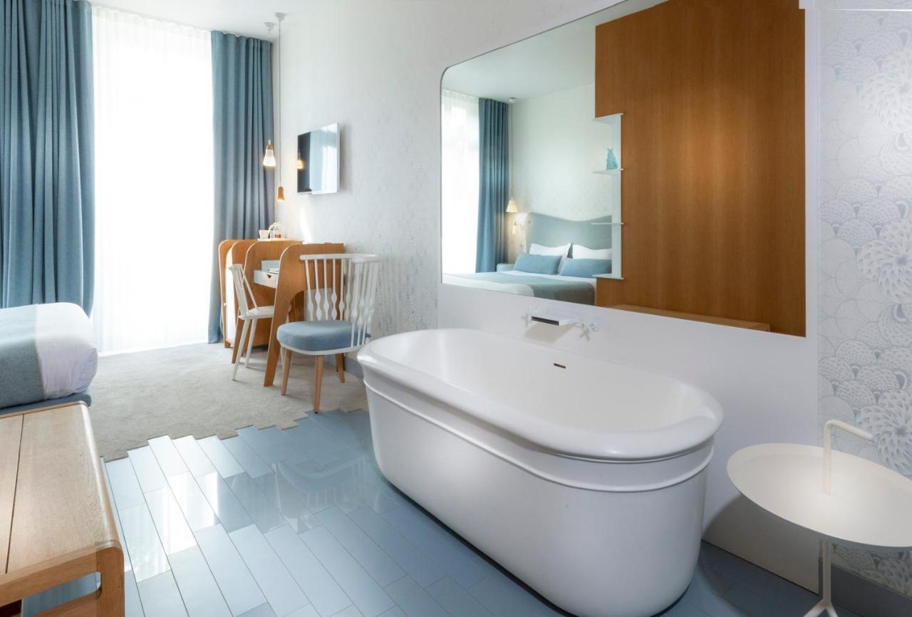 Hotel Le Lapin Blanc Paris Exterior photo