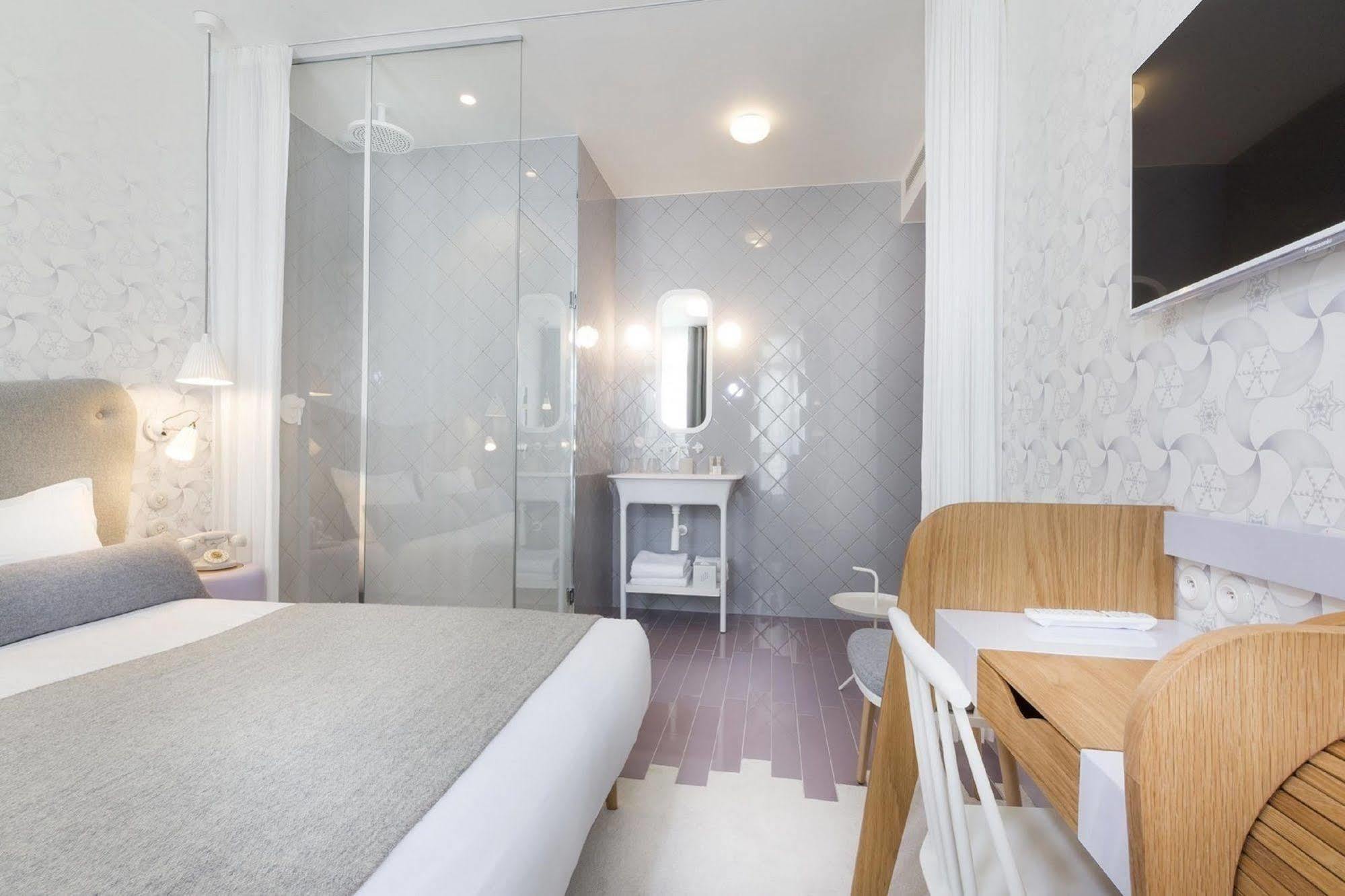 Hotel Le Lapin Blanc Paris Exterior photo